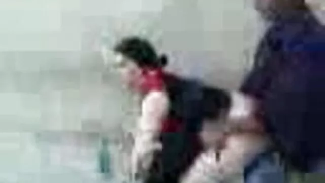 Маш сайн :  Ноцтой нэвтрэлтийн үед байгалийн том хөх нь үсэрч, сэгсэрч байна Видео клип 
