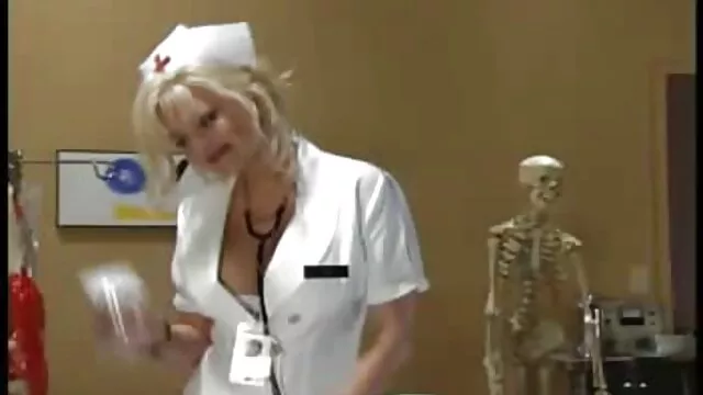 Маш сайн :  Lusty cock-өлссөн MILF авдаг том тахиа үед нөхөр кино Видео клип 